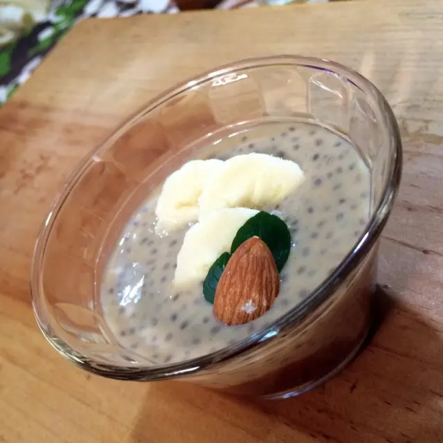 Chia with Banana