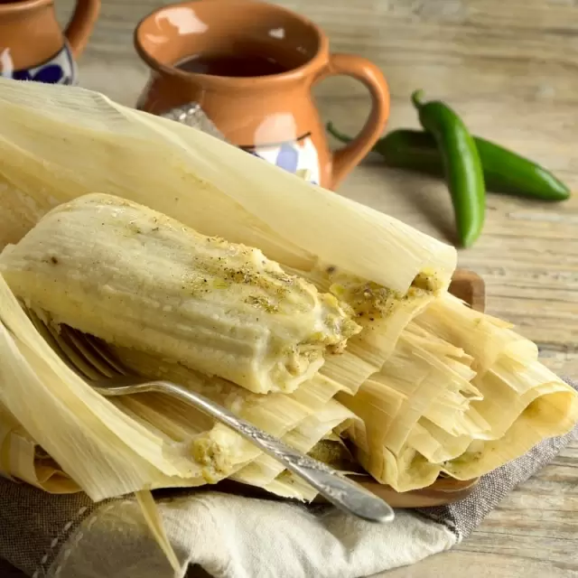 Green Tamales with Chicken