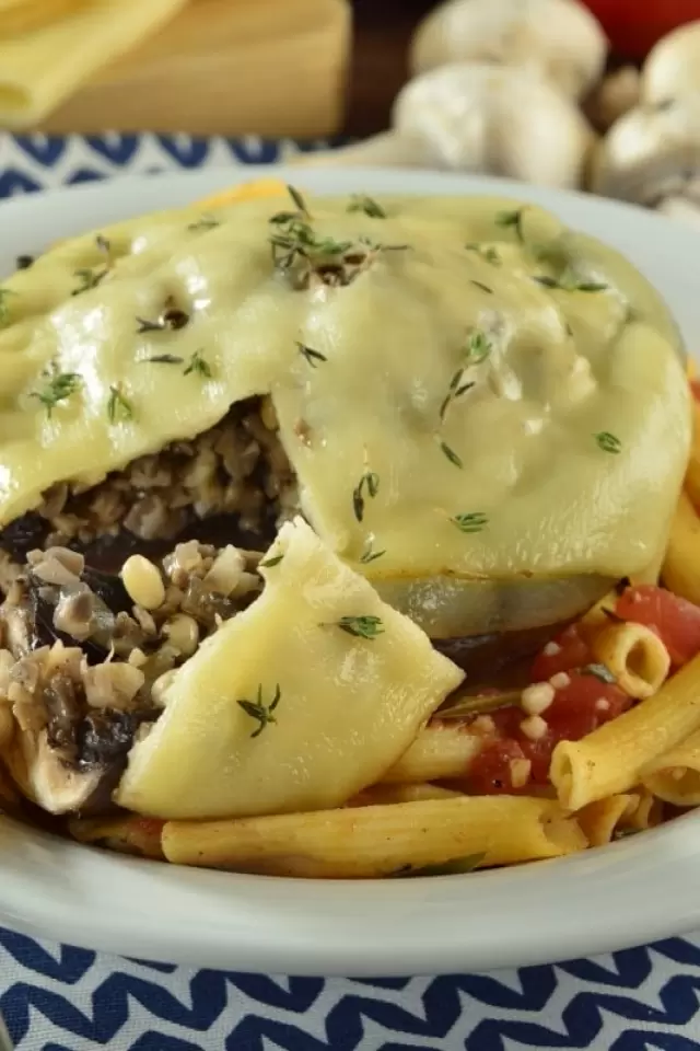 Penne al Pomodoro con Portobello