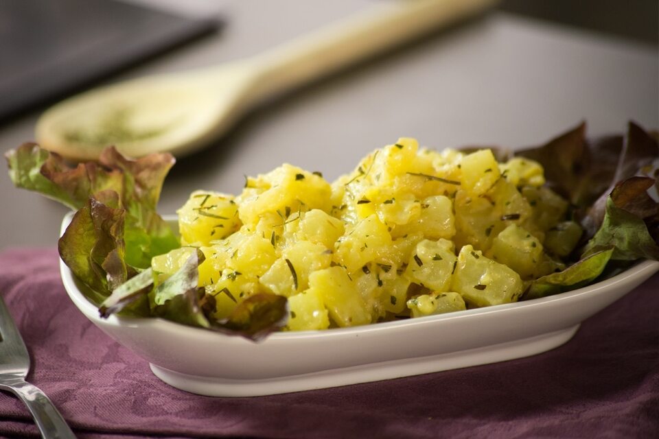 Ensalada De Papas Con Finas Hierbas