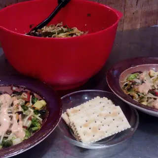 Salada de Macarrão de Spaghetti com Frango