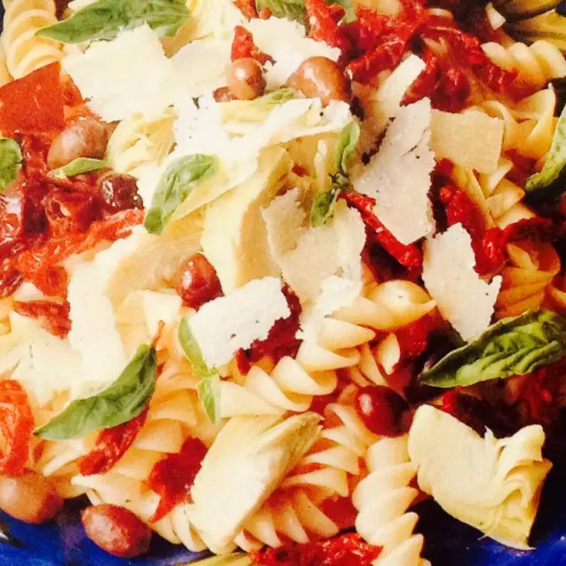 Salada de Massa Mama Mía