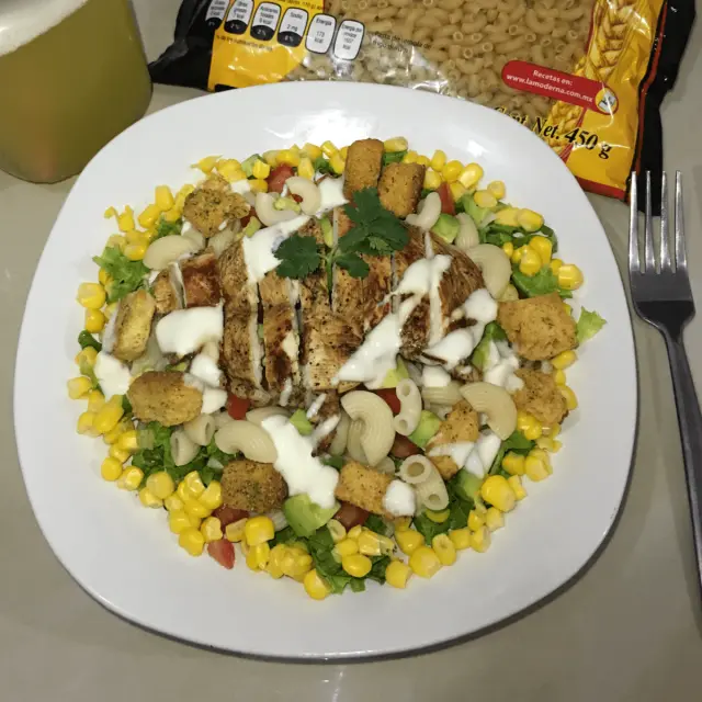 Salada Sultana