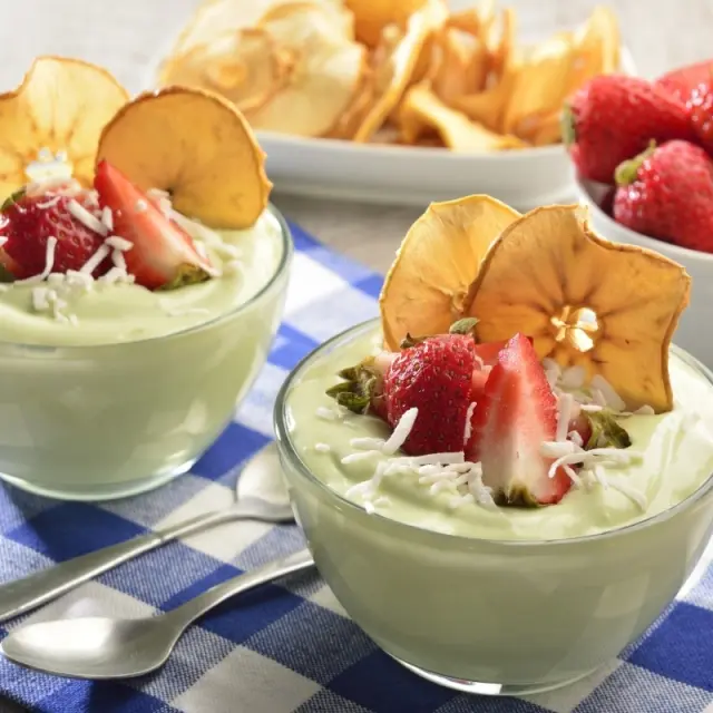 Iogurte de Chá Verde com Coco