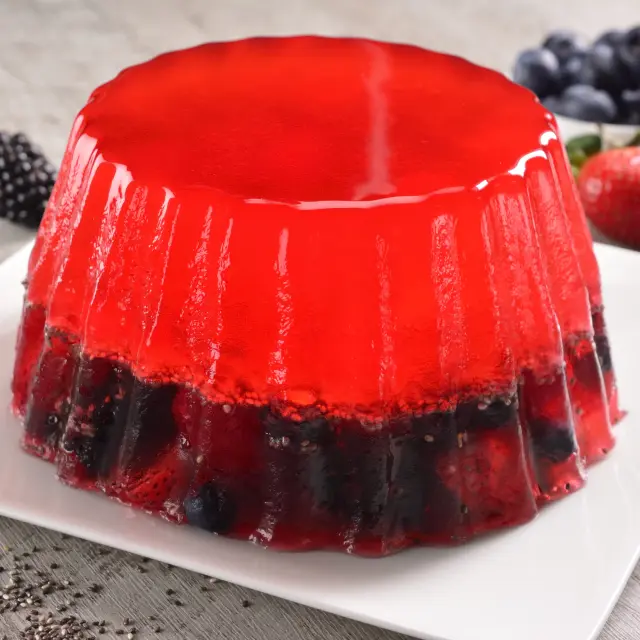 Gelatina Light de Morango com Amora e Chía