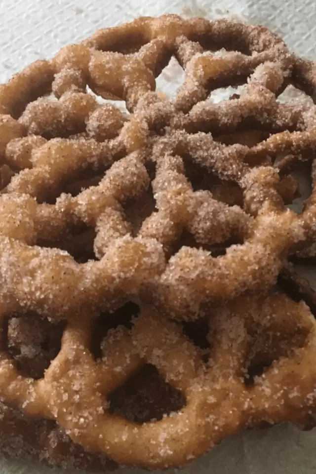 Buñuelos de Viento Espolvoreados