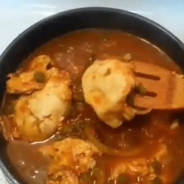 Huevos Ahogados con Nopales