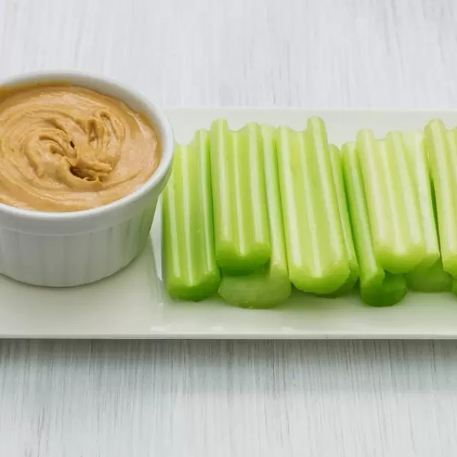 celery sticks with peanut butter