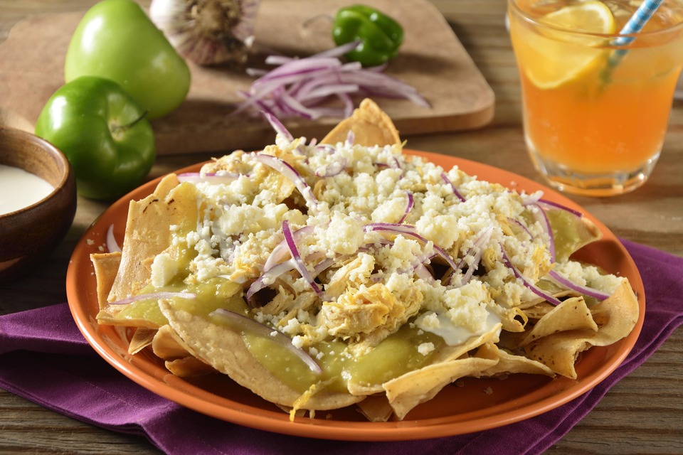 Chilaquiles Verdes con Habanero