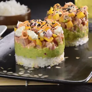 4 Ways to Make Sushi