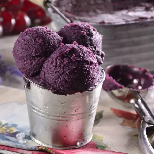 Spiced Red Wine Ice Cream