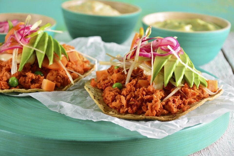 Tostaditas de Marlín con Poro Frito