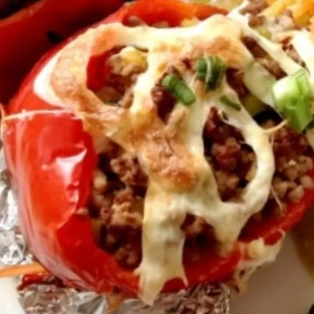 Stuffed Pepper with Ground Beef