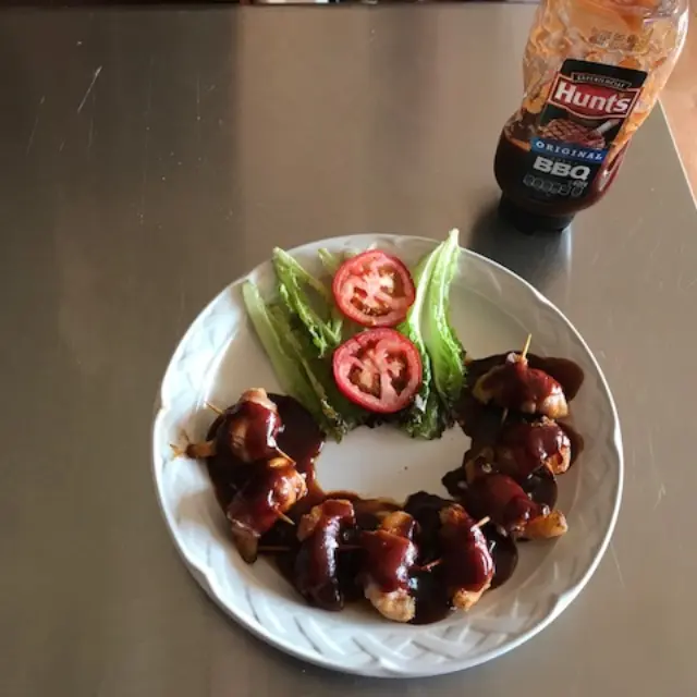 Bacon-Wrapped Shrimp with Hunt's® Original BBQ Sauce