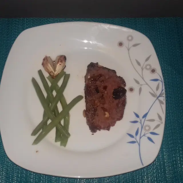 Hunt's Meatloaf for Christmas