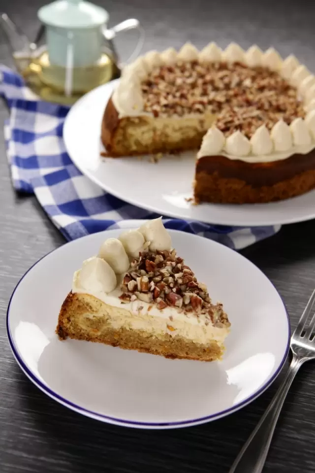 Cheesecake con Pastel de Zanahoria