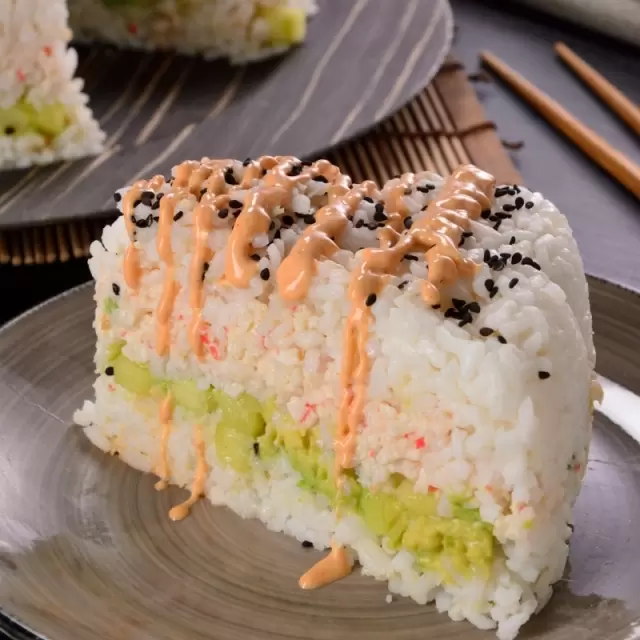 Delicioso Pastel de Sushi