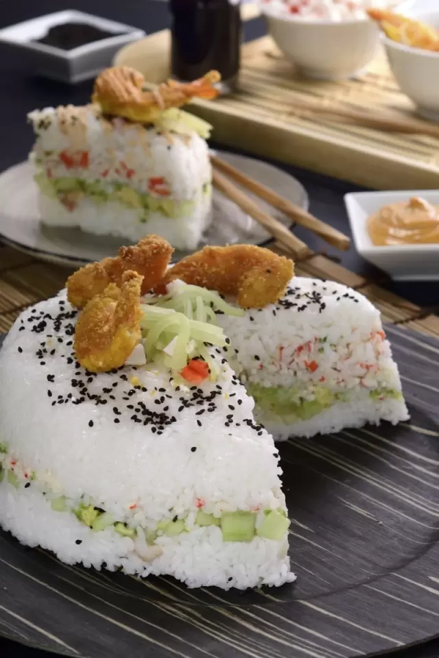 Delicioso Pastel de Sushi