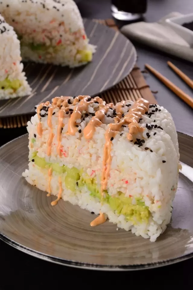 Delicioso Pastel de Sushi