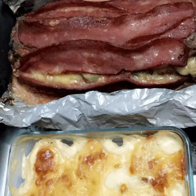 Rollo de Carne Relleno de Jamón y Queso