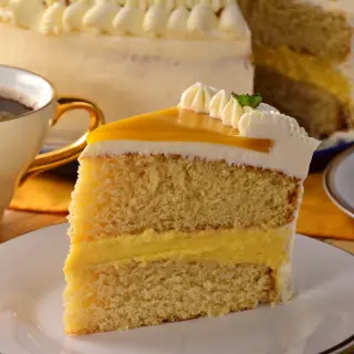 Mango Cake with Mirror Glaze