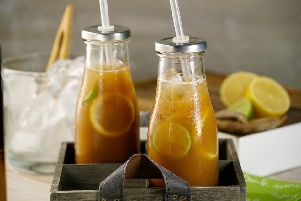 Agua Fresca De Tamarindo Con Limón