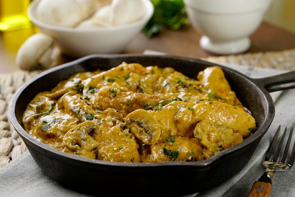 Pollo Stroganoff