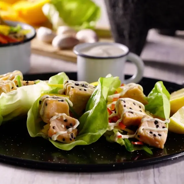 Cubos de Salmão com Crosta de Gergelim