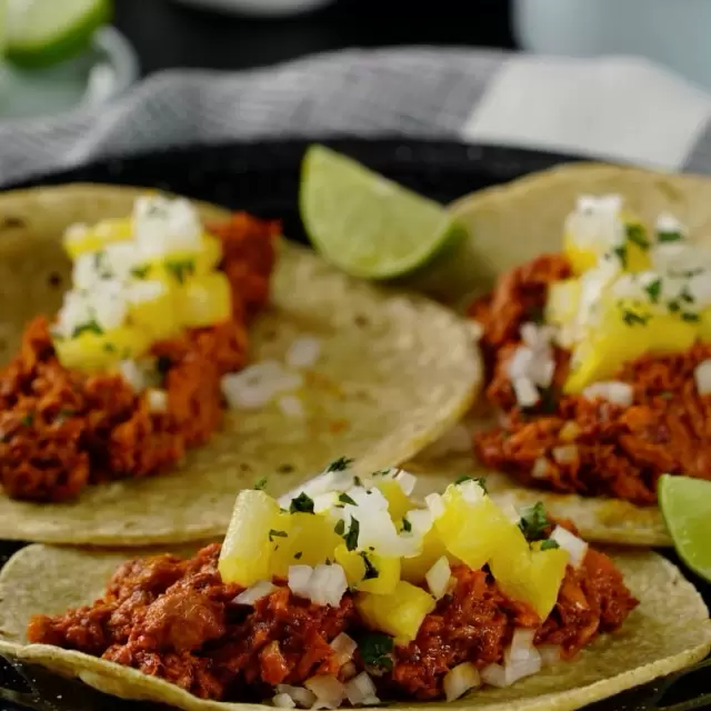 Tacos de Atún al Pastor