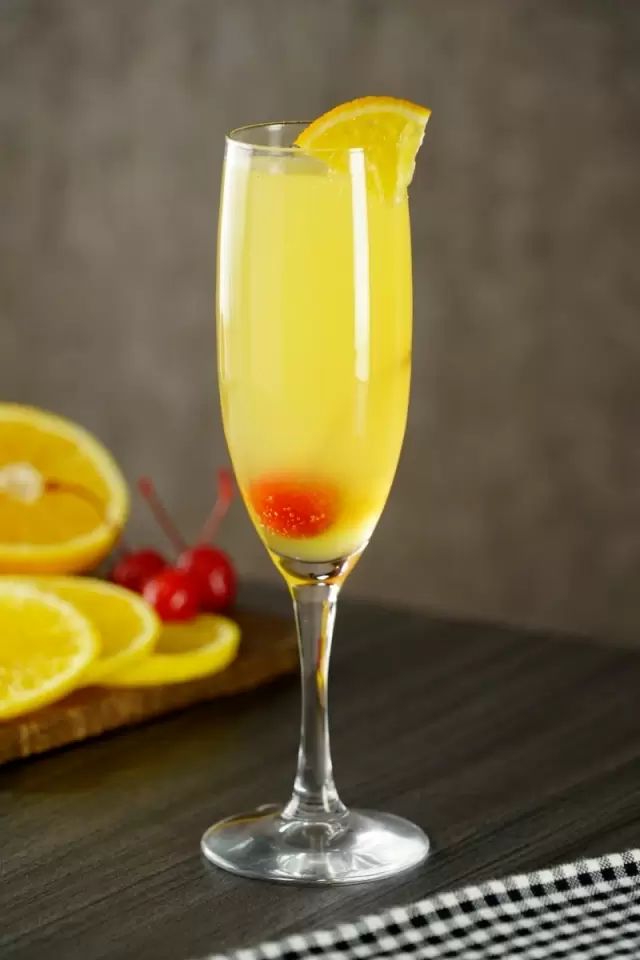 Mimosa (cocktail) - Wikipedia