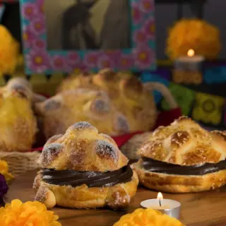 4 Recipes for Pan de Muerto
