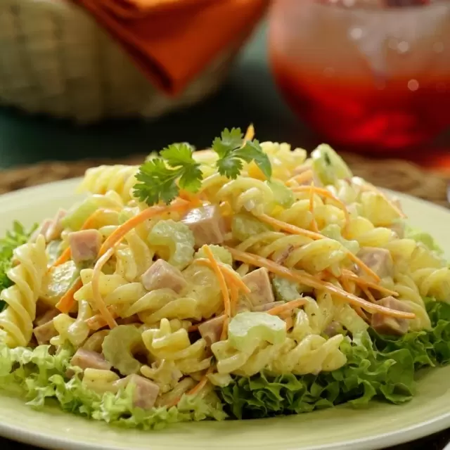 Ensalada de Pasta Hawaiana