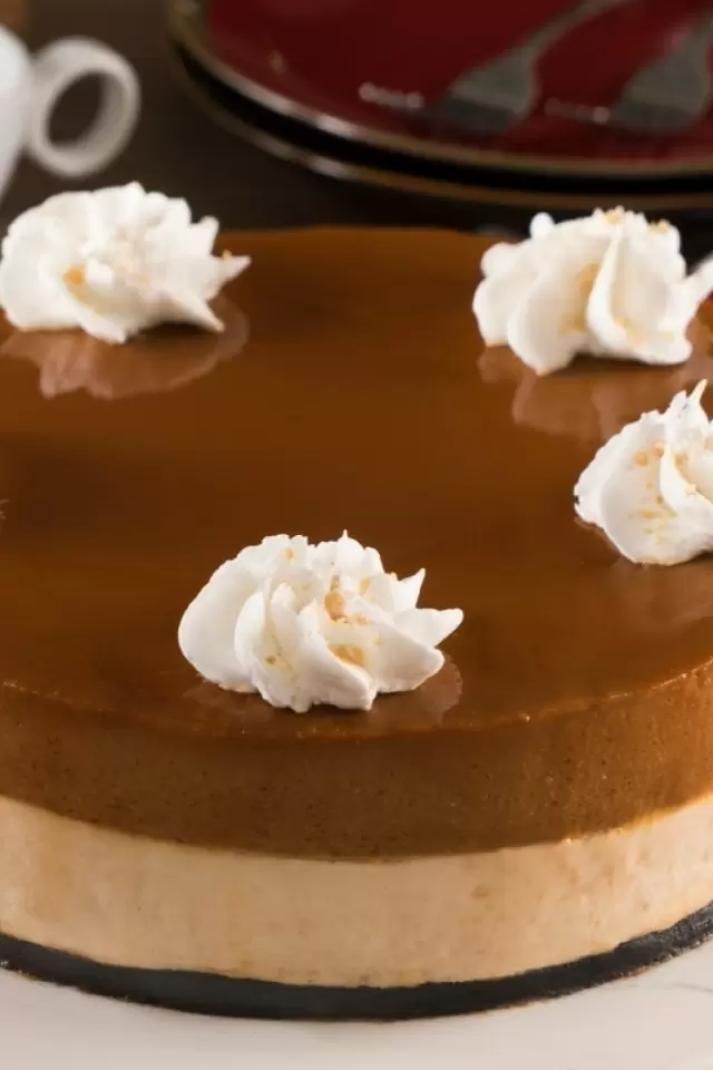 Cheesecake de Mazapán con Flan de Cajeta