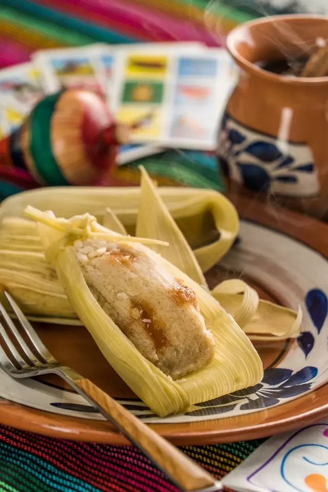 Tamales de Elote con Cajeta