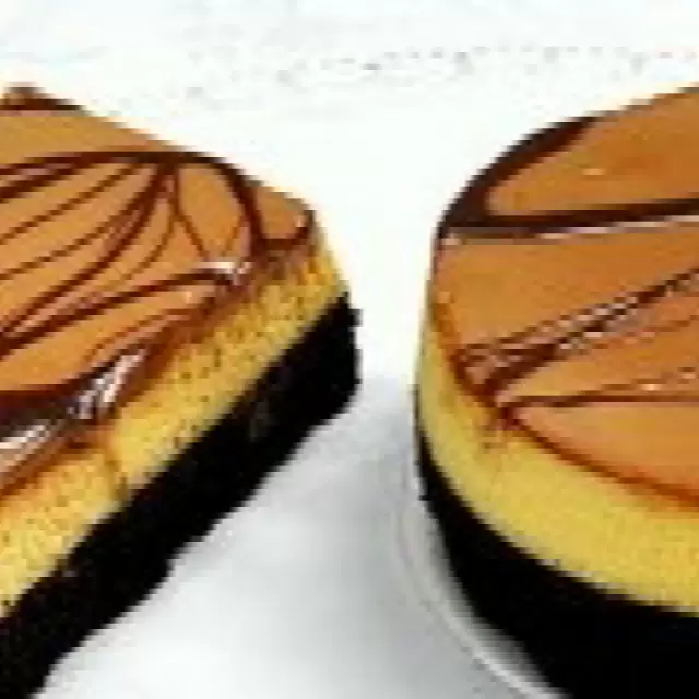 Delicioso Chocoflan con cajeta