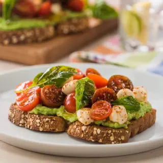 3 Recipes with Avocado Bread