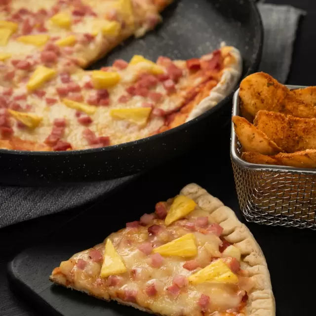 Frying pan Hawaiian pizza recipe