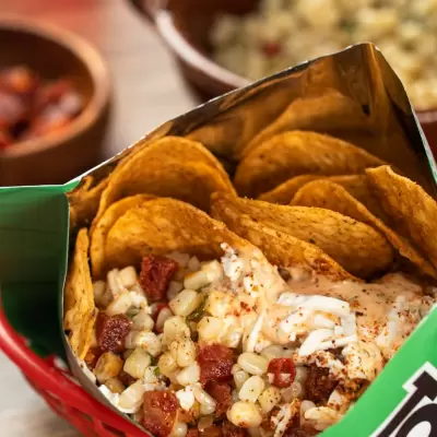 Tostitos con Esquites