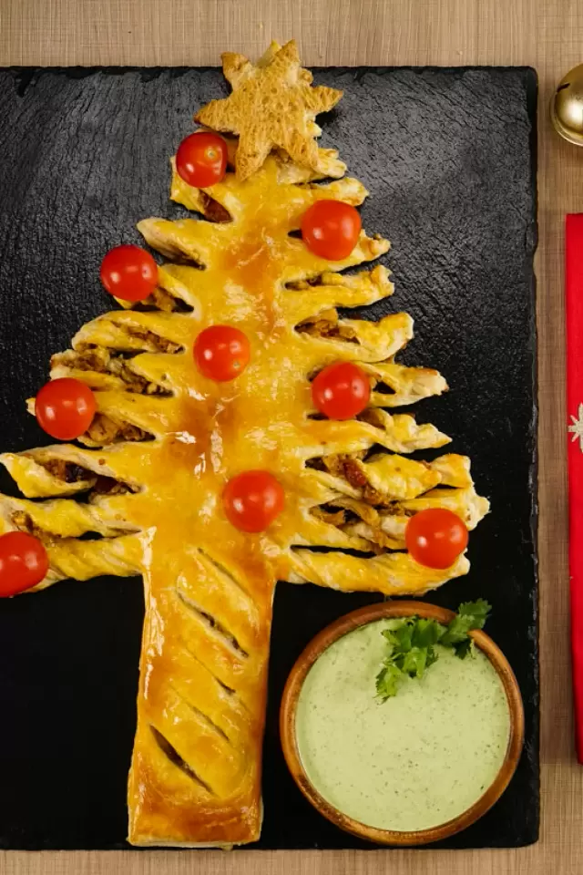 Puff Pastry Christmas Tree Appetizer - Del's cooking twist