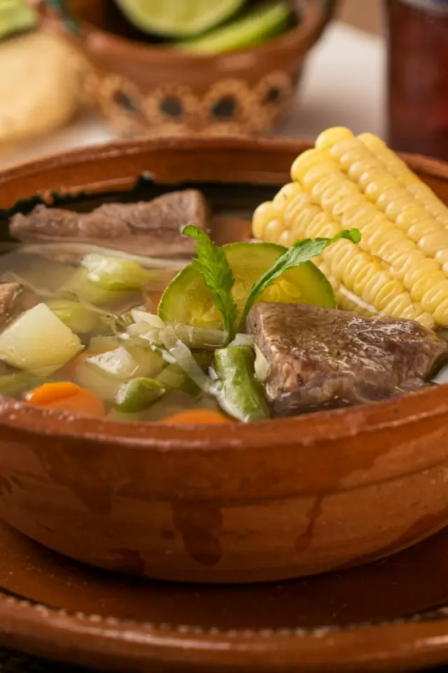 Mole de Olla Blanco