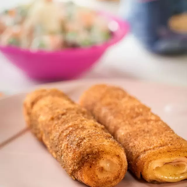 Rollitos de Jamón y Queso Empanizados