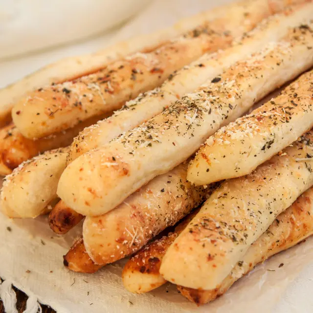 Easy Garlic Sticks