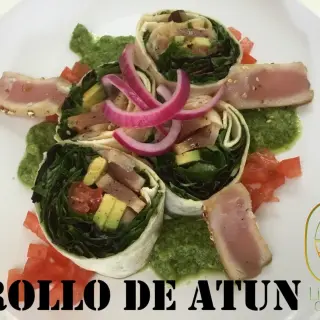Tuna Roll Accompanied with Avocado Sauce