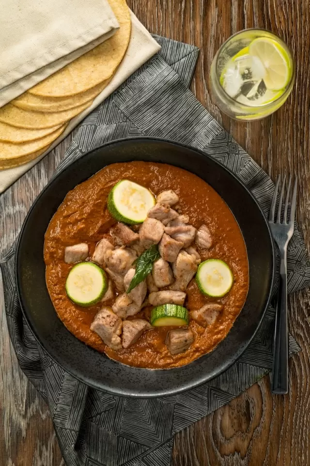 Carne de Cerdo en Pipián con Calabazas