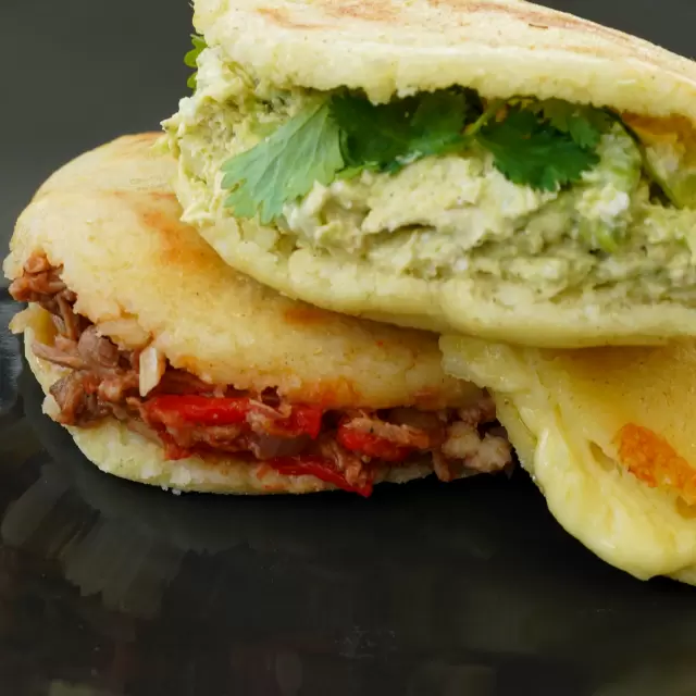 Las Arepas Venezolanas y Sus Rellenos de Campeones - Cocina y Vino