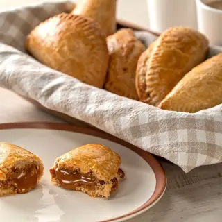 Dulce de Leche Empanadas