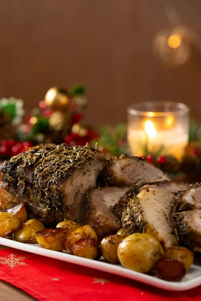 Filete De Lomo Rostizado Con Ajo Y Finas Hierbas