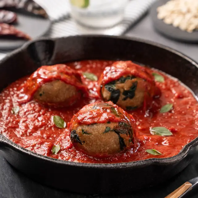 Oatmeal and Spinach Meatballs in Guajillo Sauce
