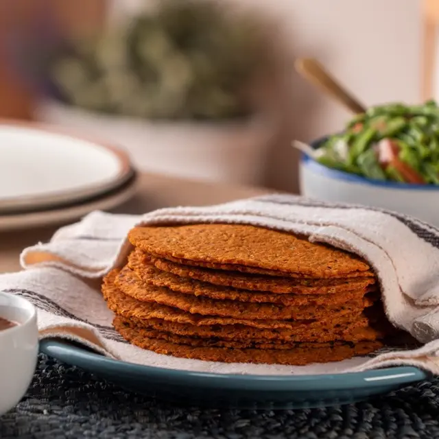 Tortilha de Couve-flor com Chile Guajillo e Chile de Árbol