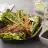 Salada de Atum com Crosta de Amendoim